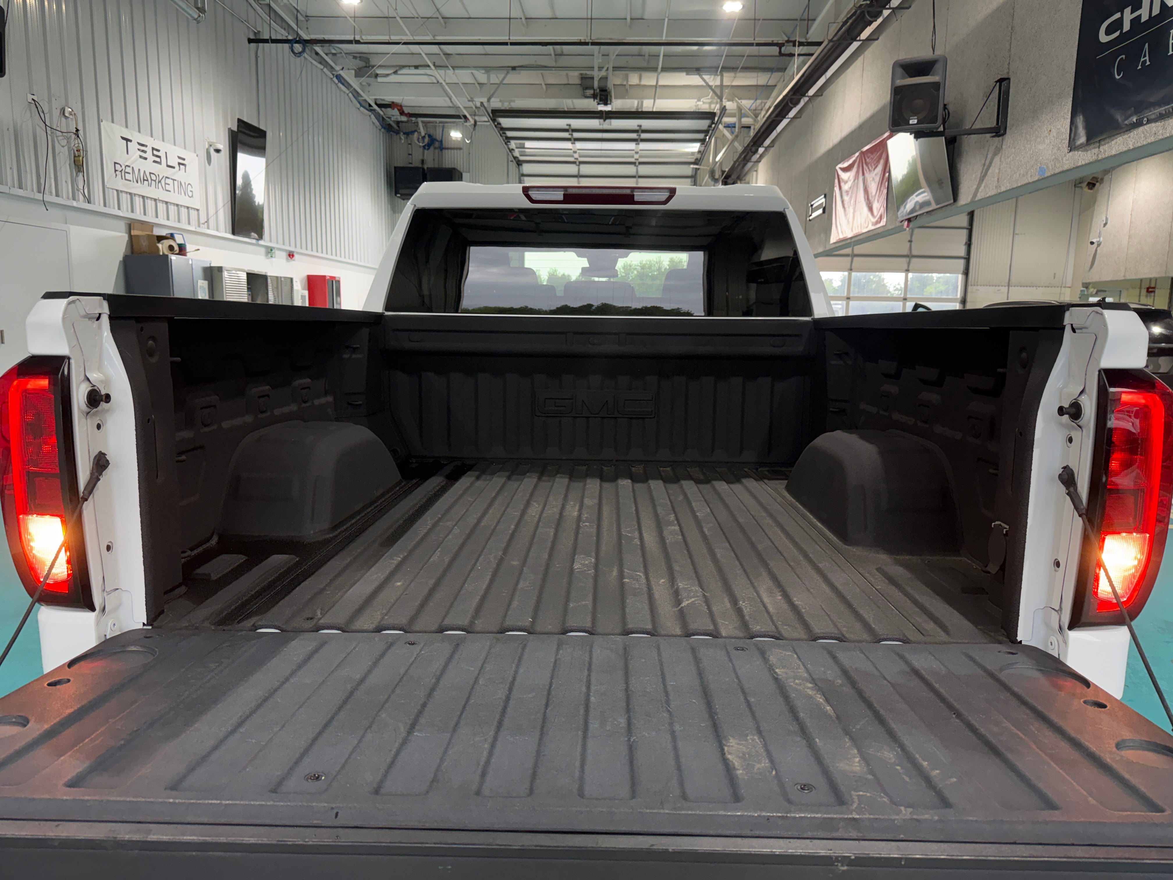 gmc sierra 1500 2023 1GTUUBED5PZ132349 image gmc sierra 1500 2023 1GTUUBED5PZ132349 image